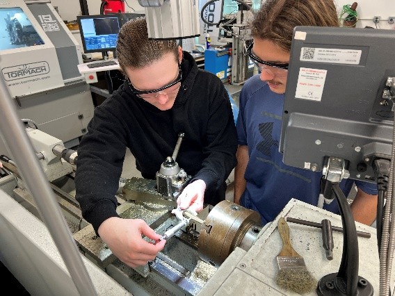 West Islip H.S. students learning on SME PRIME equipment.