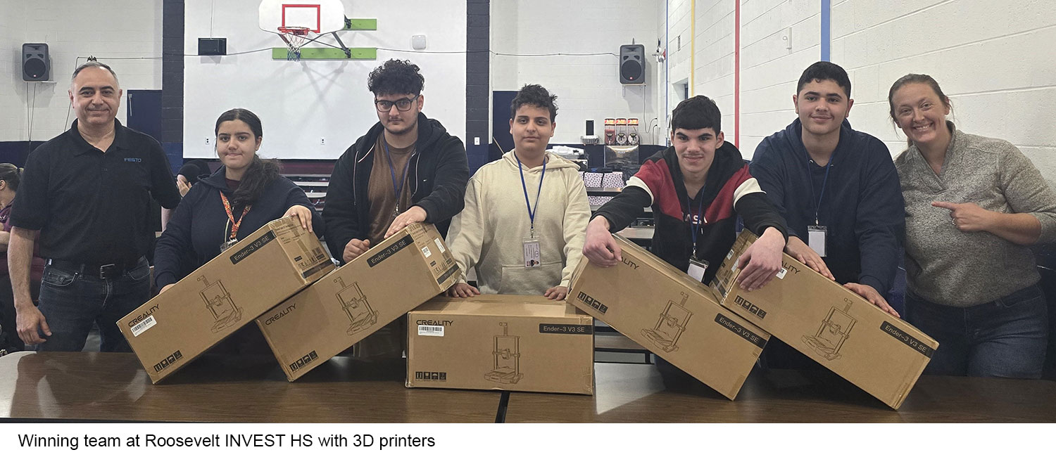 Winning team at Roosevelt INVEST HS with 3D printers